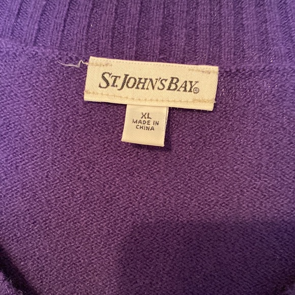 Women’s St John’s Bay sweater - Picture 2 of 3
